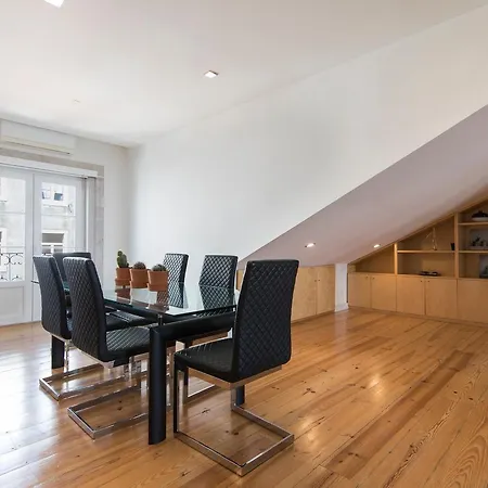 Lovelystay - Baixa River View Loft Apartman Lisboa